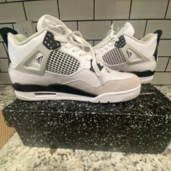 Man\'s AJ4 Jordan white black grey main image 4